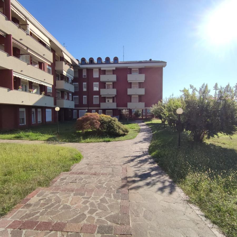 Loft Mansardato Monza Buitenkant foto